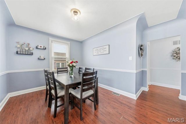 2233 Hood Avenue, Overland, MO 63114