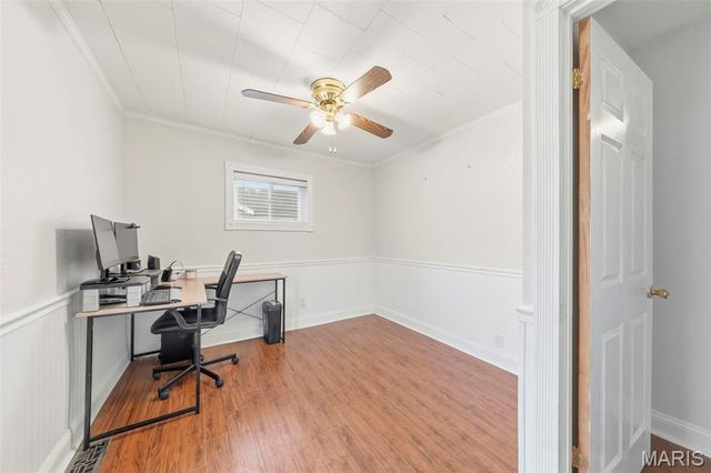 2233 Hood Avenue, Overland, MO 63114