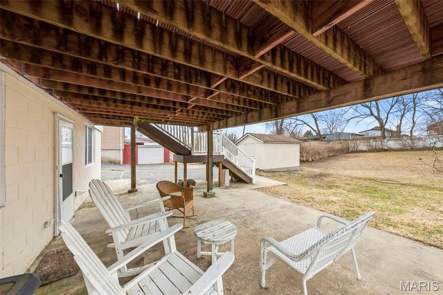 2233 Hood Avenue, Overland, MO 63114