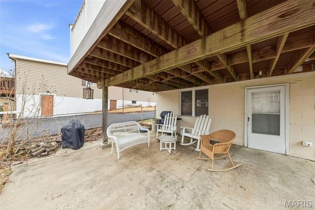 2233 Hood Avenue, Overland, MO 63114