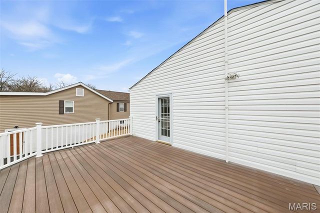 2233 Hood Avenue, Overland, MO 63114