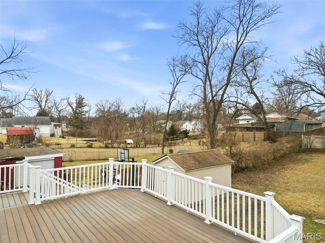 2233 Hood Avenue, Overland, MO 63114