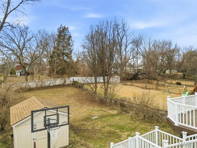 2233 Hood Avenue, Overland, MO 63114