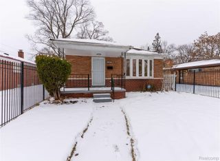 12615 Mettetal Street, Detroit, MI 48227