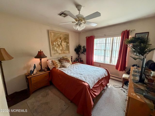 446A Cheshire Court 1001, Lakewood, NJ 08701
