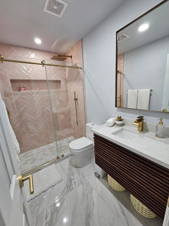 Image 10 of property listing at 82859 Davis Drive 58, Indio, CA 92201