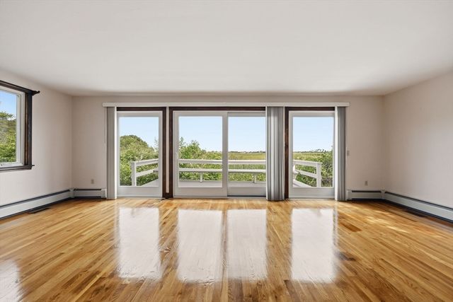 19 Shell Dr, Yarmouth, MA 02675