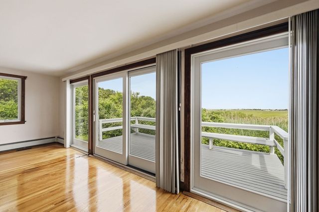 19 Shell Dr, Yarmouth, MA 02675
