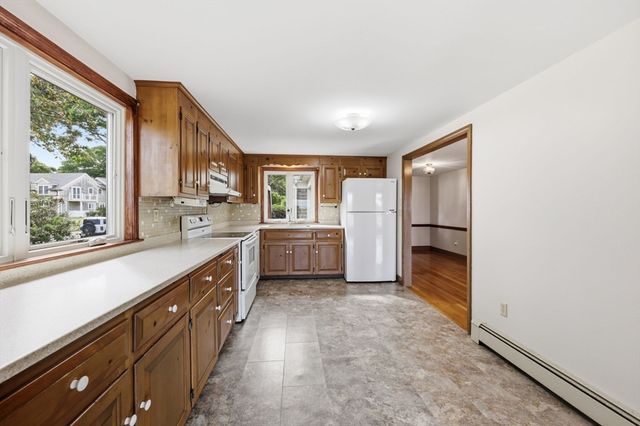 19 Shell Dr, Yarmouth, MA 02675