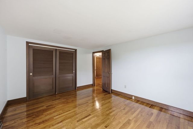 19 Shell Dr, Yarmouth, MA 02675