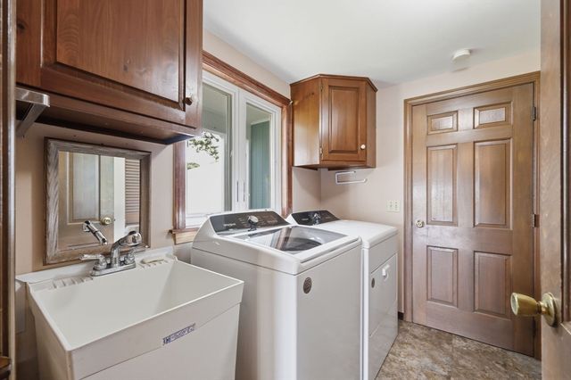 19 Shell Dr, Yarmouth, MA 02675