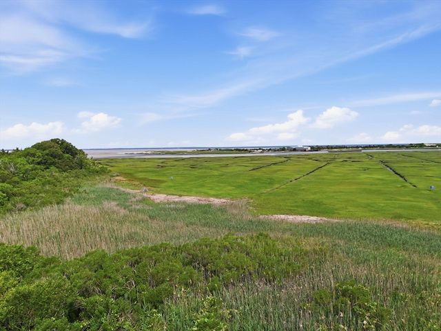 19 Shell Dr, Yarmouth, MA 02675