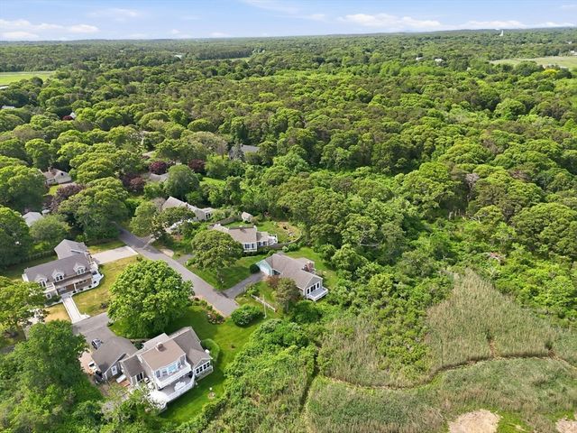 19 Shell Dr, Yarmouth, MA 02675