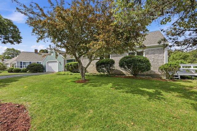 19 Shell Dr, Yarmouth, MA 02675