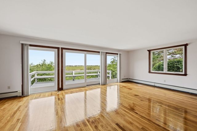 19 Shell Dr, Yarmouth, MA 02675