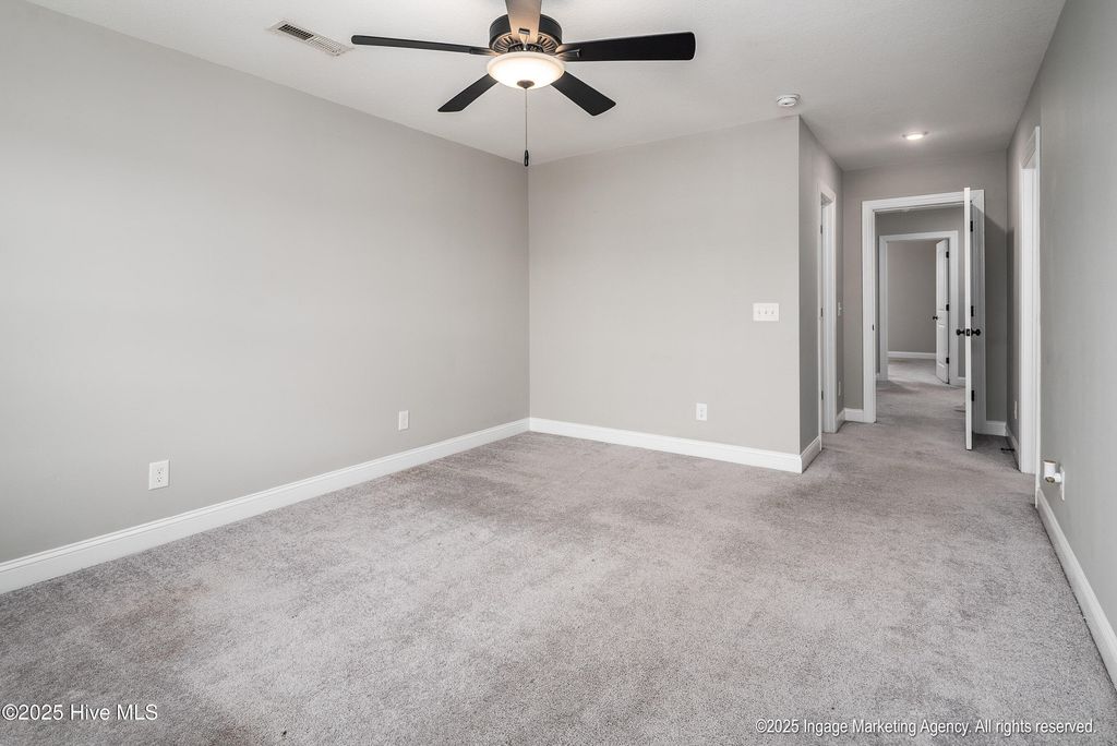 Image 11 of property listing at 3501 Holman Way A, Greenville, NC 27834
