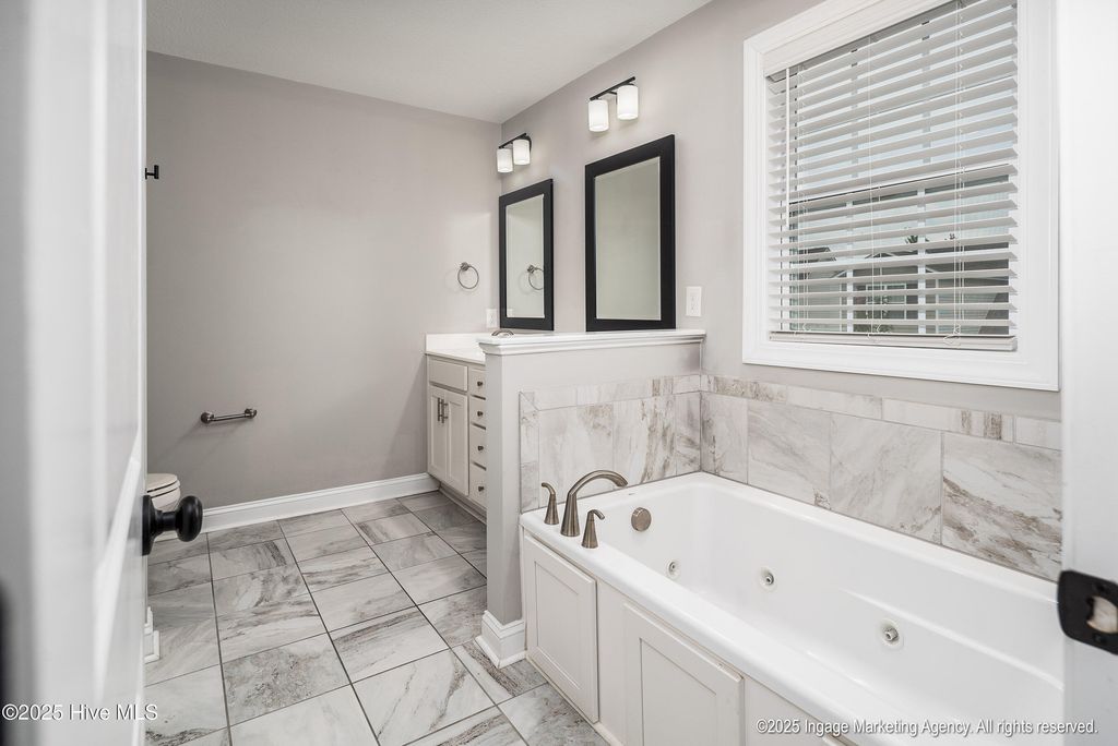 Image 12 of property listing at 3501 Holman Way A, Greenville, NC 27834