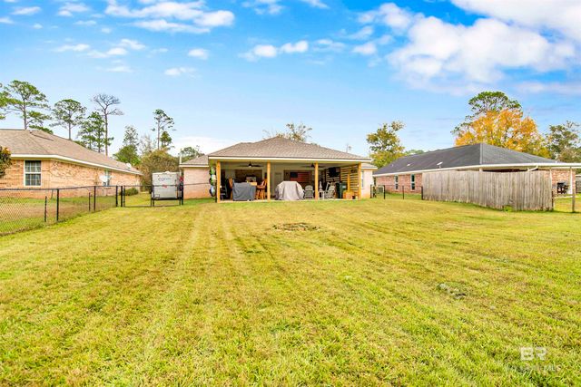 9427 Hammock Road, Elberta, AL 36530