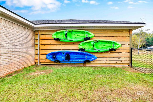 9427 Hammock Road, Elberta, AL 36530