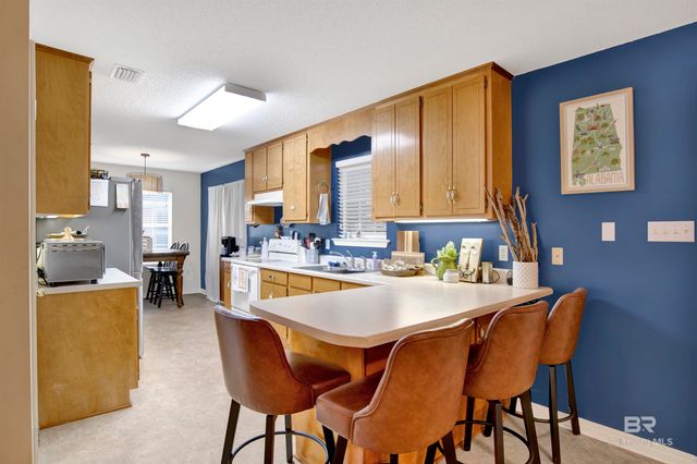 9427 Hammock Road, Elberta, AL 36530