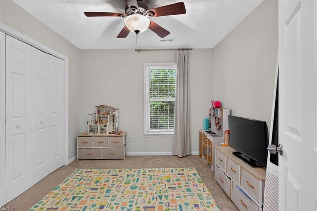101 Gorham CT, Yorktown, VA 23693