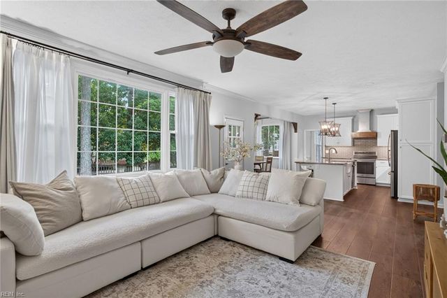 101 Gorham CT, Yorktown, VA 23693