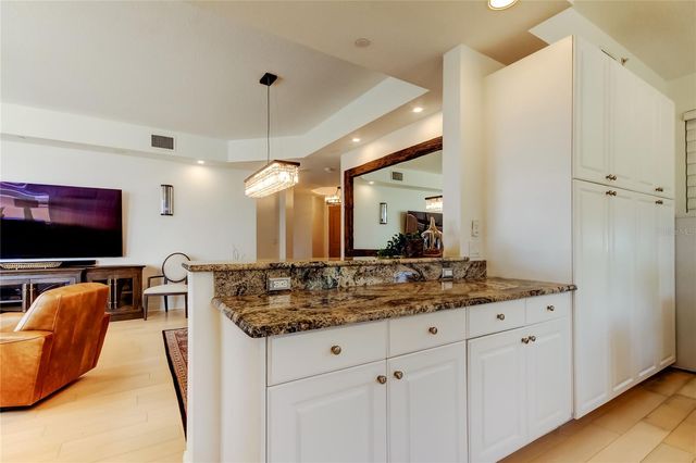 1200 GULF BOULEVARD 101, Clearwater Beach, FL 33767