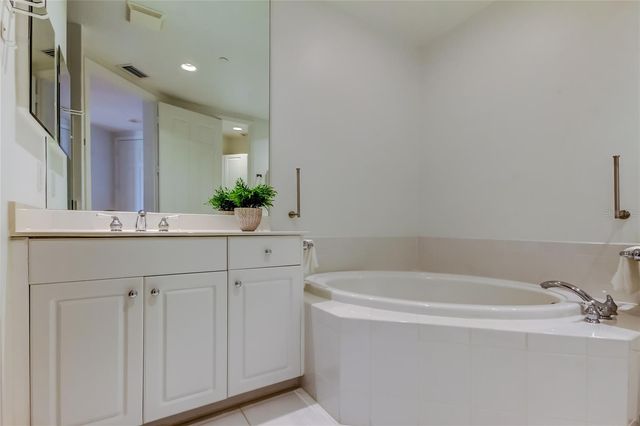 1200 GULF BOULEVARD 101, Clearwater Beach, FL 33767