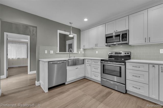 2412 Packard Street, Ann Arbor, MI 48104