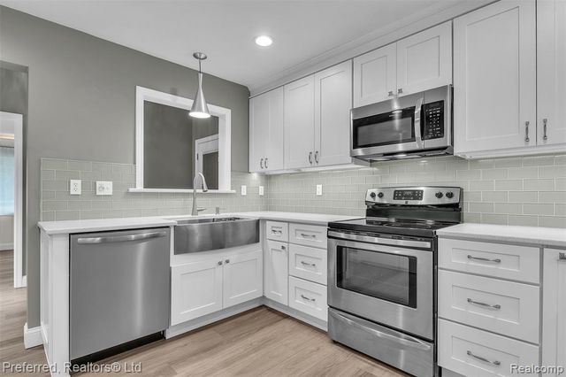2412 Packard Street, Ann Arbor, MI 48104