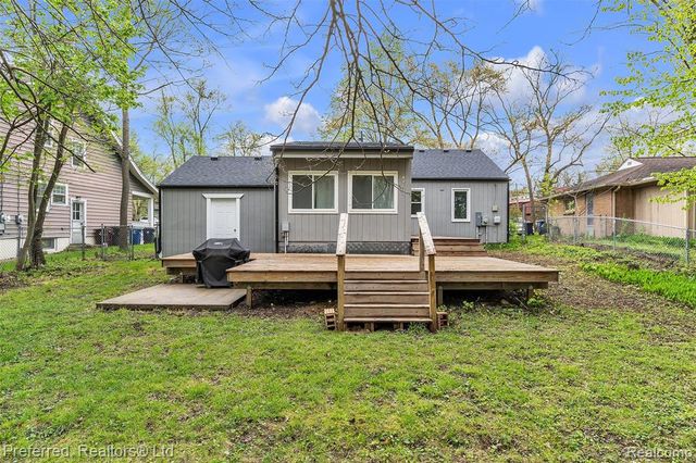 2412 Packard Street, Ann Arbor, MI 48104