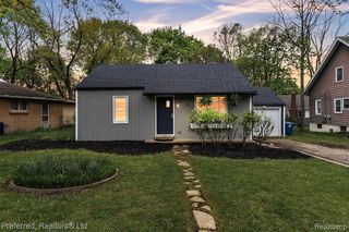 2412 Packard Street, Ann Arbor, MI 48104