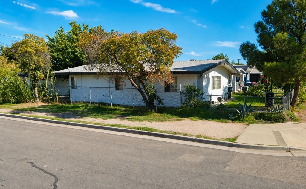 Image 1 of property listing at 3803 E Turner Avenue, Fresno, CA 93702