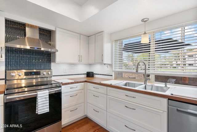 7000 N VIA CAMELLO DEL SUR -- 34, Scottsdale, AZ 85258