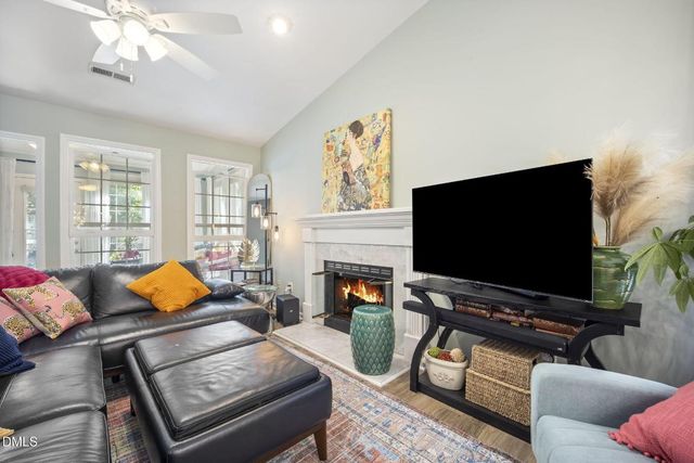 111 Breakers Place, Cary, NC 27511