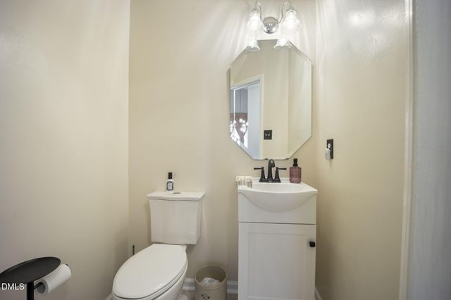 111 Breakers Place, Cary, NC 27511