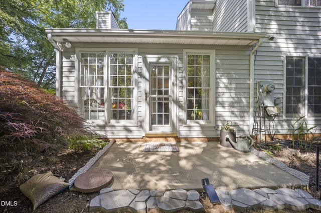 111 Breakers Place, Cary, NC 27511