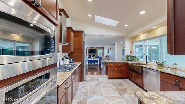 820 Kerry Downs Circle, Melbourne, FL 32940