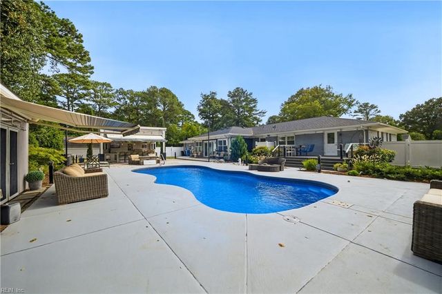 4400 Chandler LN, Virginia Beach, VA 23455