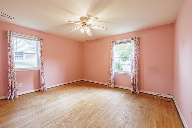 325 Cravenwood Avenue, Greece, NY 14616