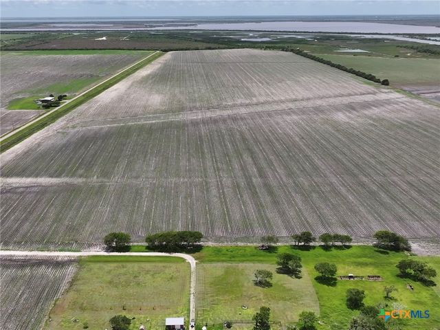 57 Tillery, Port Lavaca, TX 77979