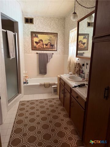 57 Tillery, Port Lavaca, TX 77979