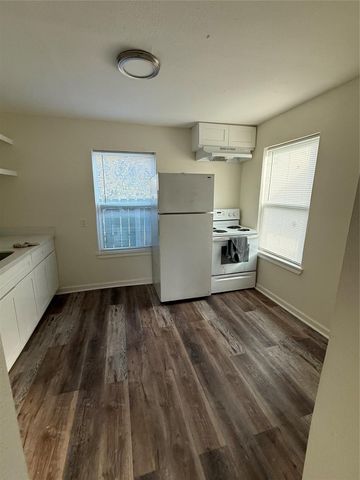 7019 Bonham Street, Houston, TX 77020