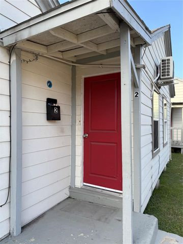 7019 Bonham Street, Houston, TX 77020