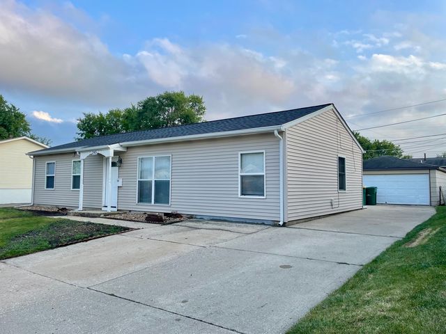 245 Healy Avenue, Romeoville, IL 60446