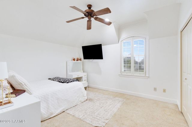 100 Derby Lane, Lafayette, LA 70508