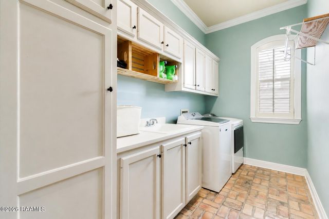 100 Derby Lane, Lafayette, LA 70508