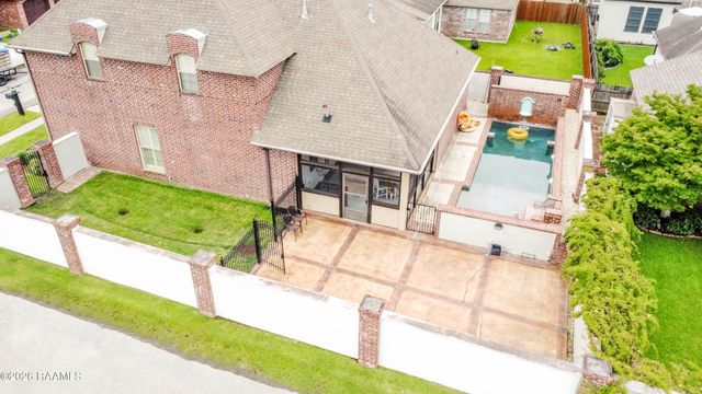 100 Derby Lane, Lafayette, LA 70508
