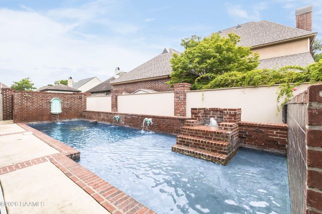 100 Derby Lane, Lafayette, LA 70508