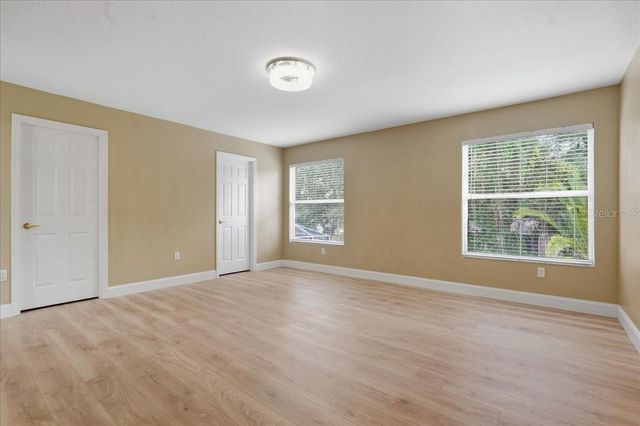 19149 DOVE CREEK DRIVE, Tampa, FL 33647
